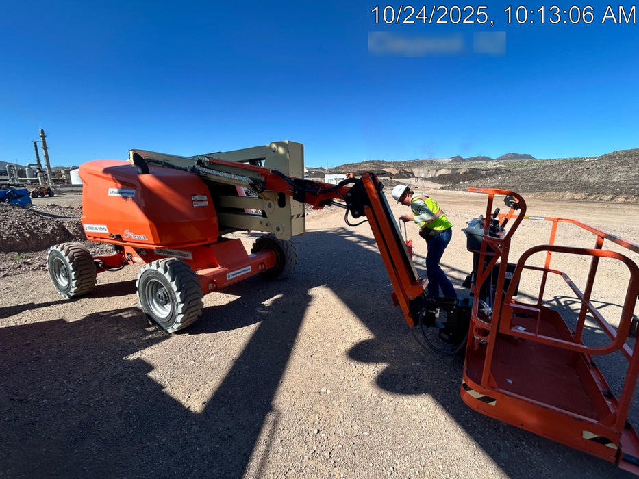 2021 JLG 450AJ