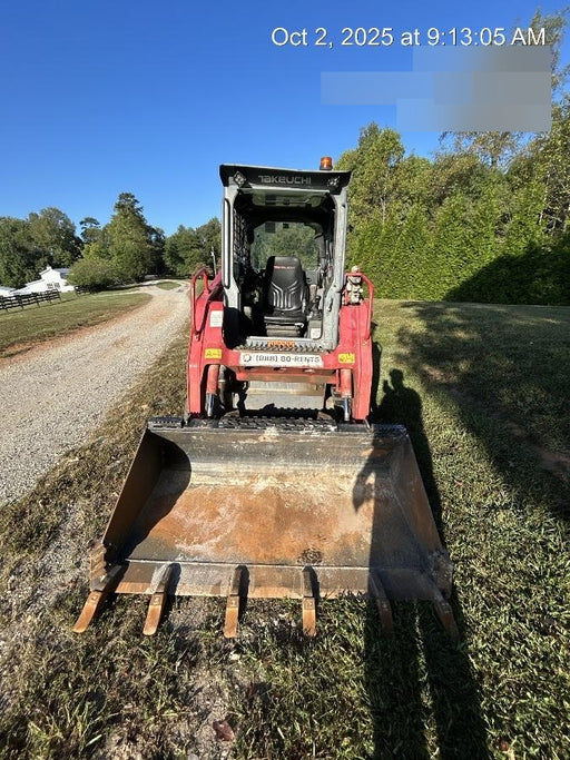 2025 EQUIPMENTSHARE 1006186 - 66" Tooth Bucket, CTL