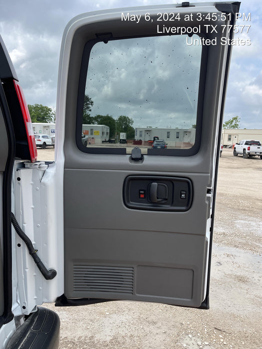 2023 CHEVROLET Express Van - Rental