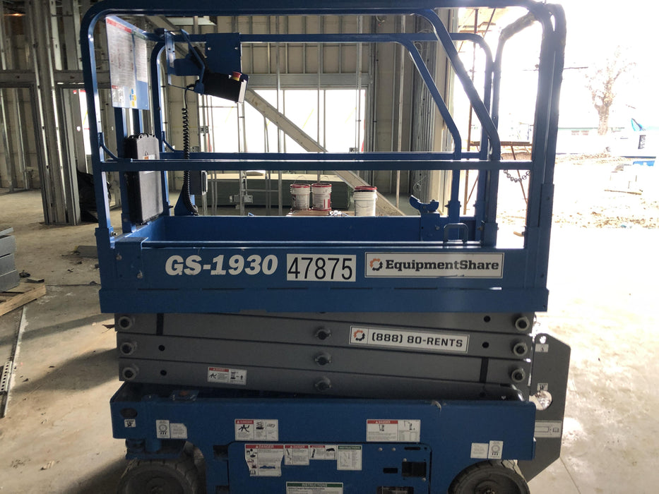 2019 Genie GS-1930 Fixed Rails with Chain Entry