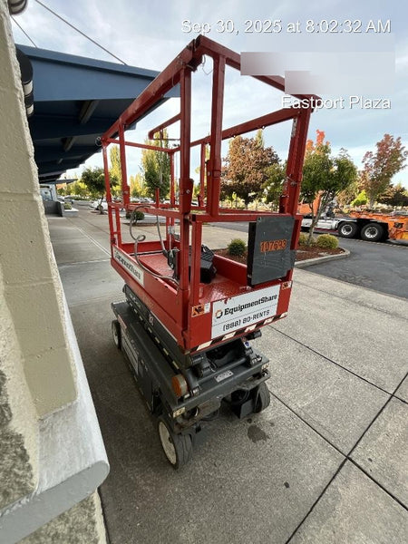 2020 Skyjack SJIII-3219 Solid NM Tires, Half height spring hinged entry gate, Dual Beacons, 800W Inverter