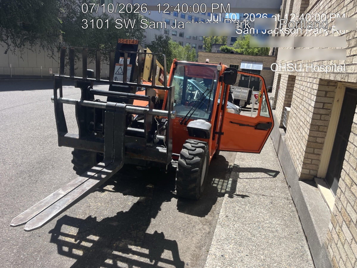 2025 JLG 519