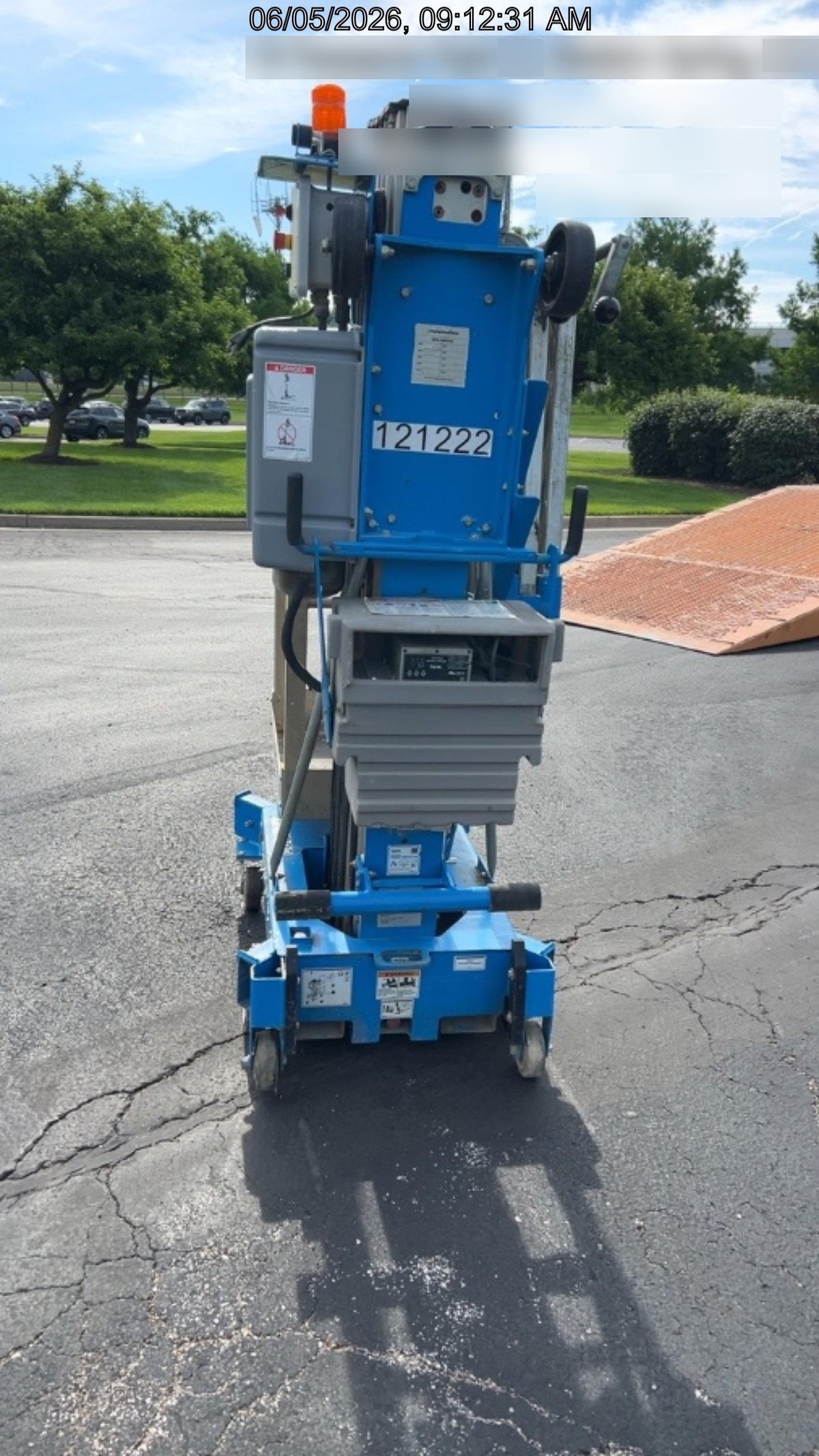 2020 GENIE AWP-30S