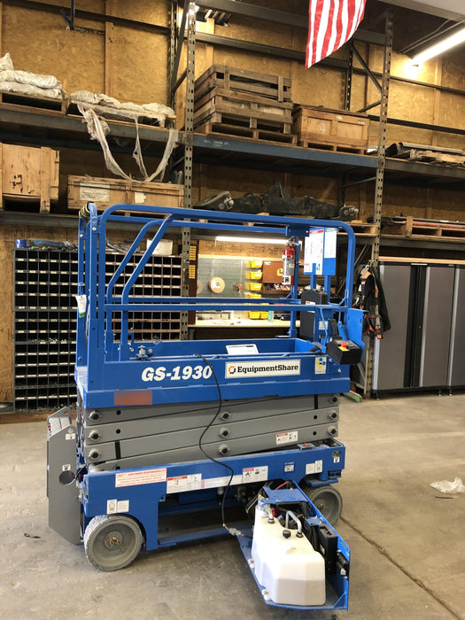 2019 Genie GS-1930 Fixed rails with chain Entry