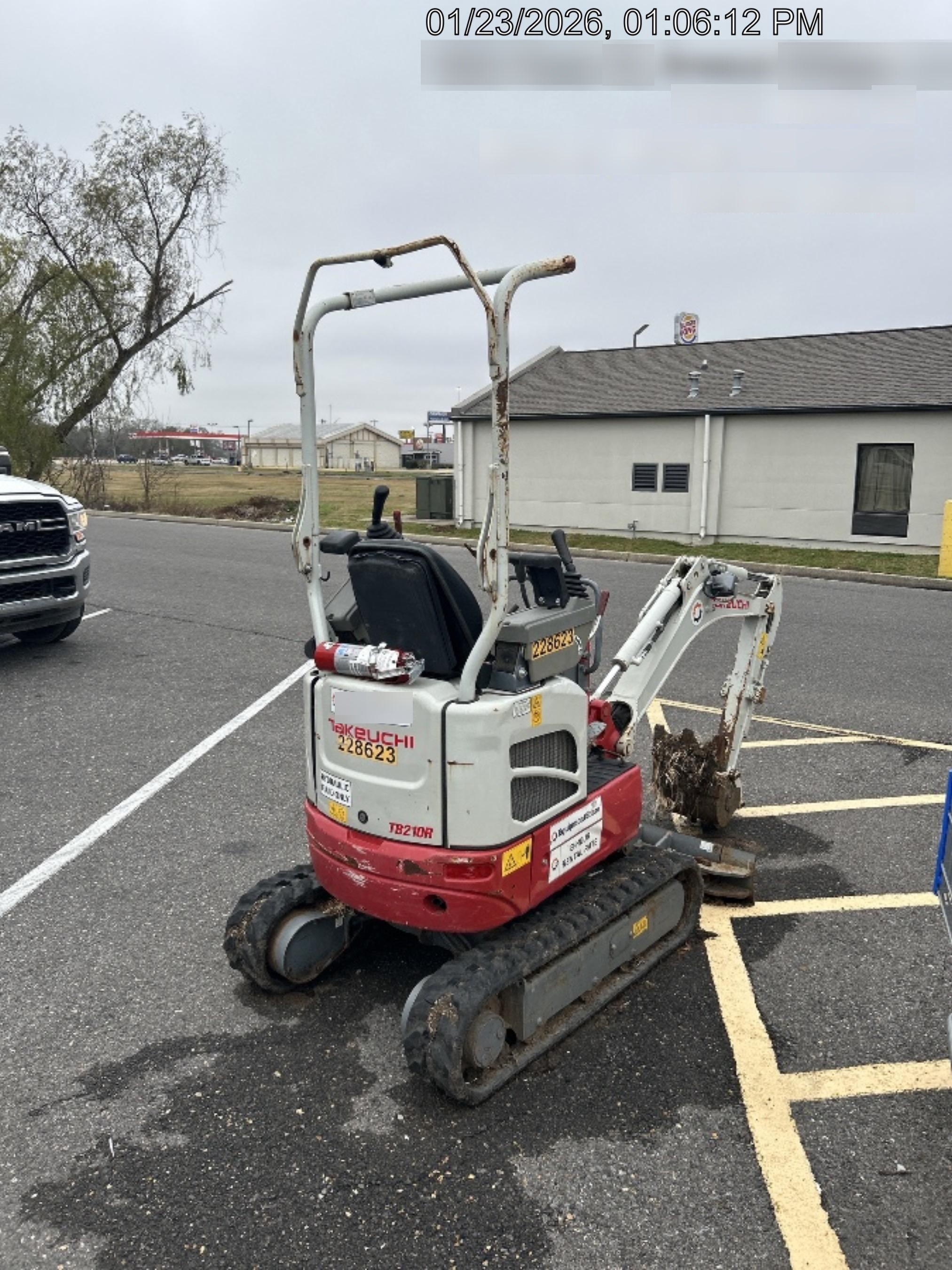 2022 TAKEUCHI TB210R
