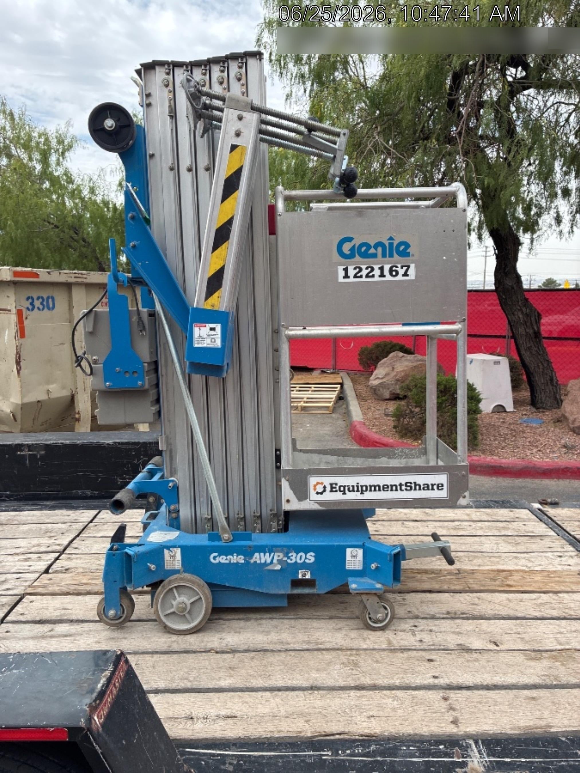 2020 GENIE AWP-30S