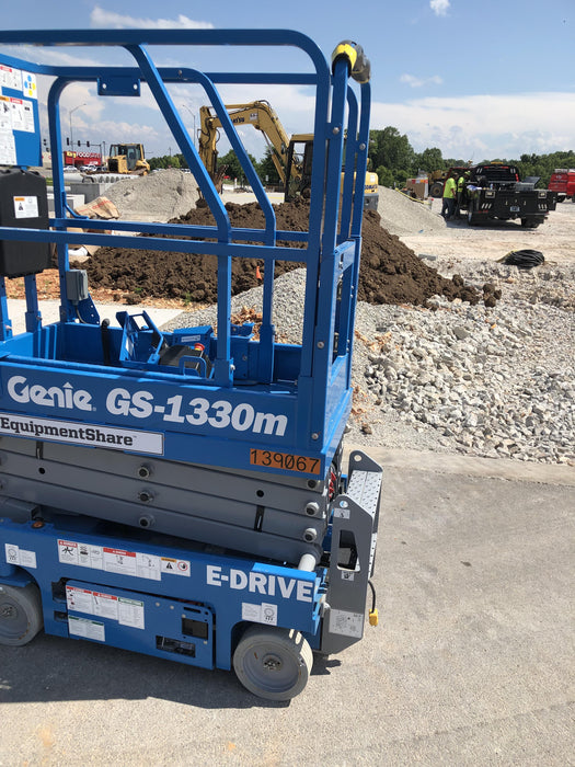 2021 GENIE GS-1330m
