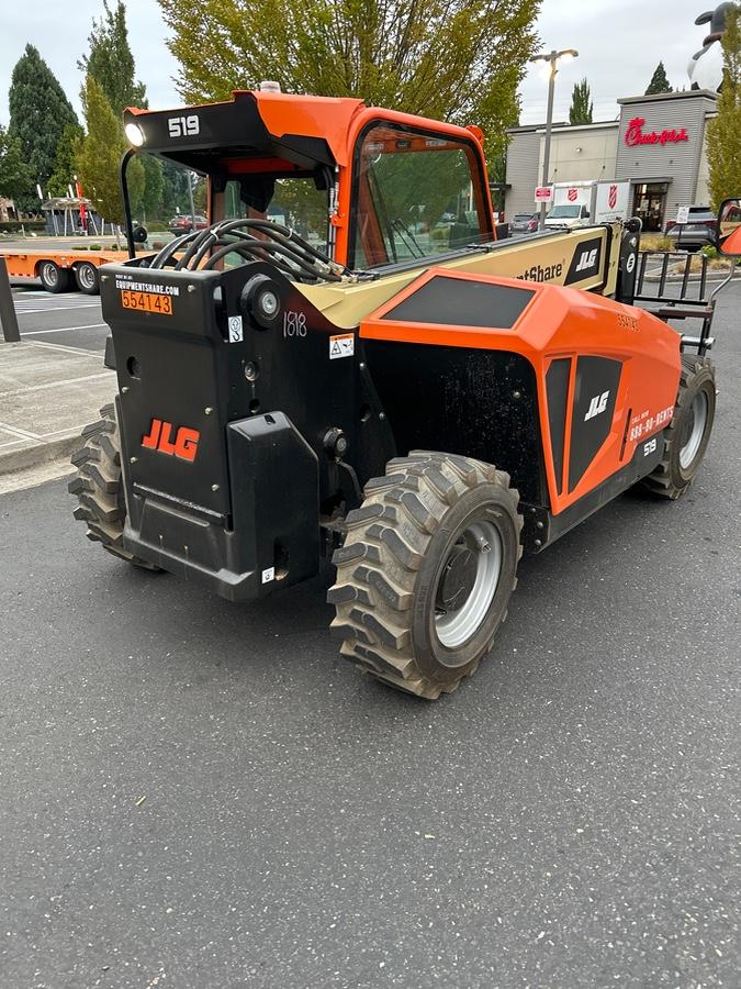 2025 JLG 519