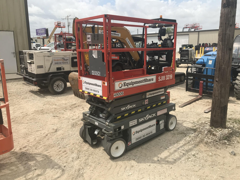 2019 Skyjack SJIII-3219 Standard Options, Trojan Batteries