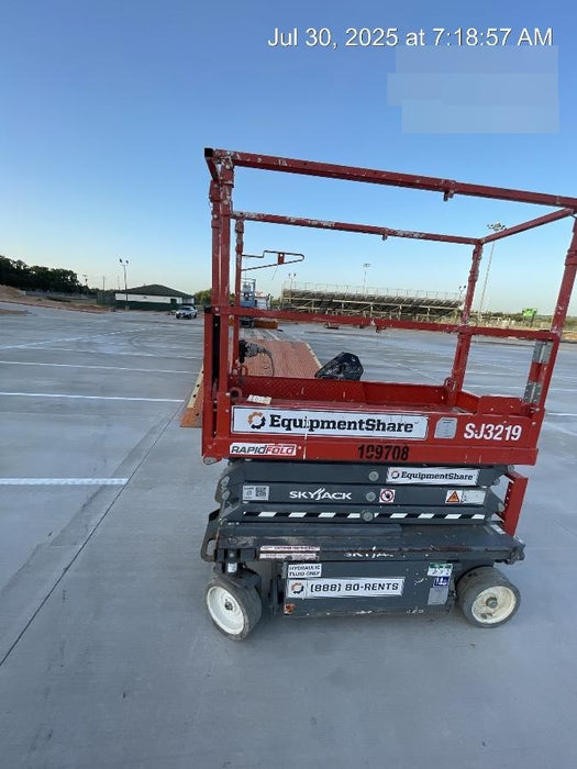 2021 SKYJACK SJ3219