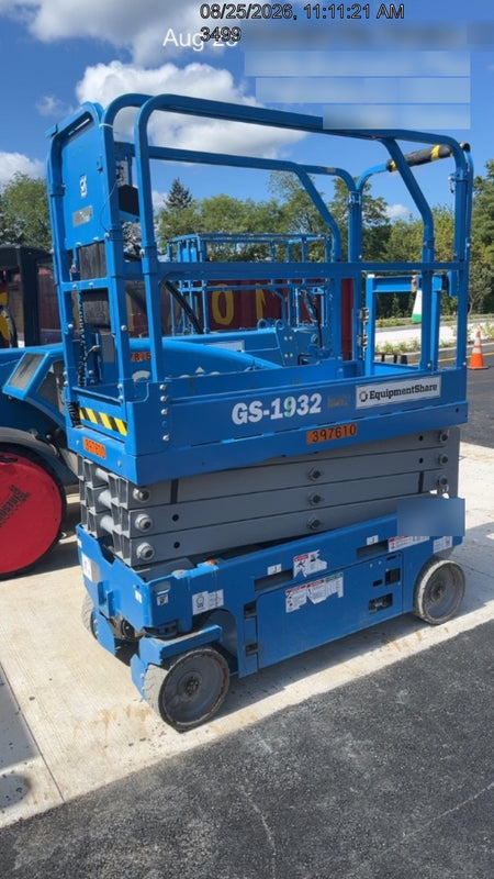 2024 GENIE GS-1932
