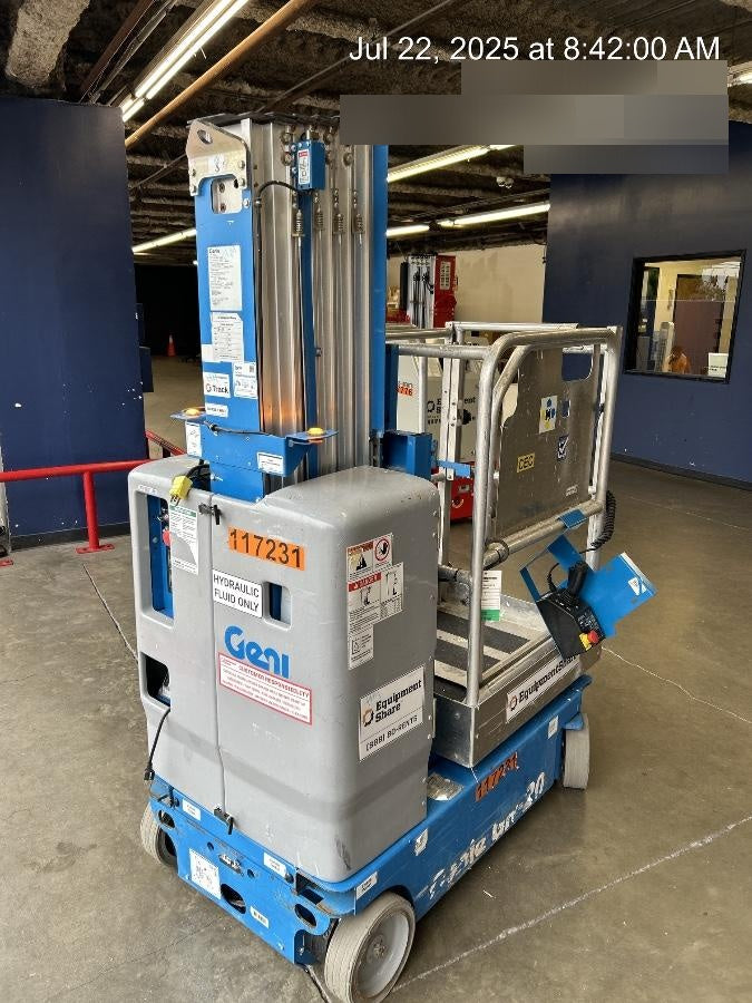 2020 GENIE GR-20