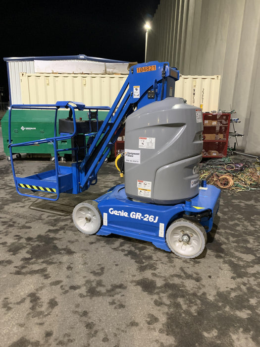 2020 GENIE GR-26J