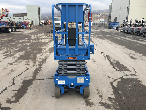 2019 Genie GS-1930 Fixed rails with chain Entry