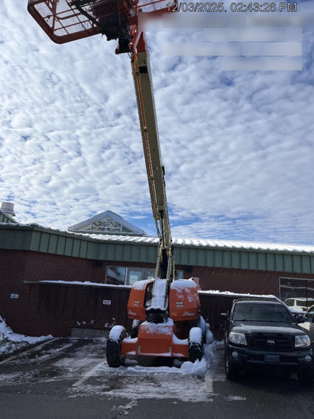 2023 JLG 660SJ