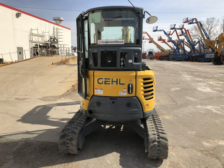 2017 Gehl Z35 Standard Rental Specs