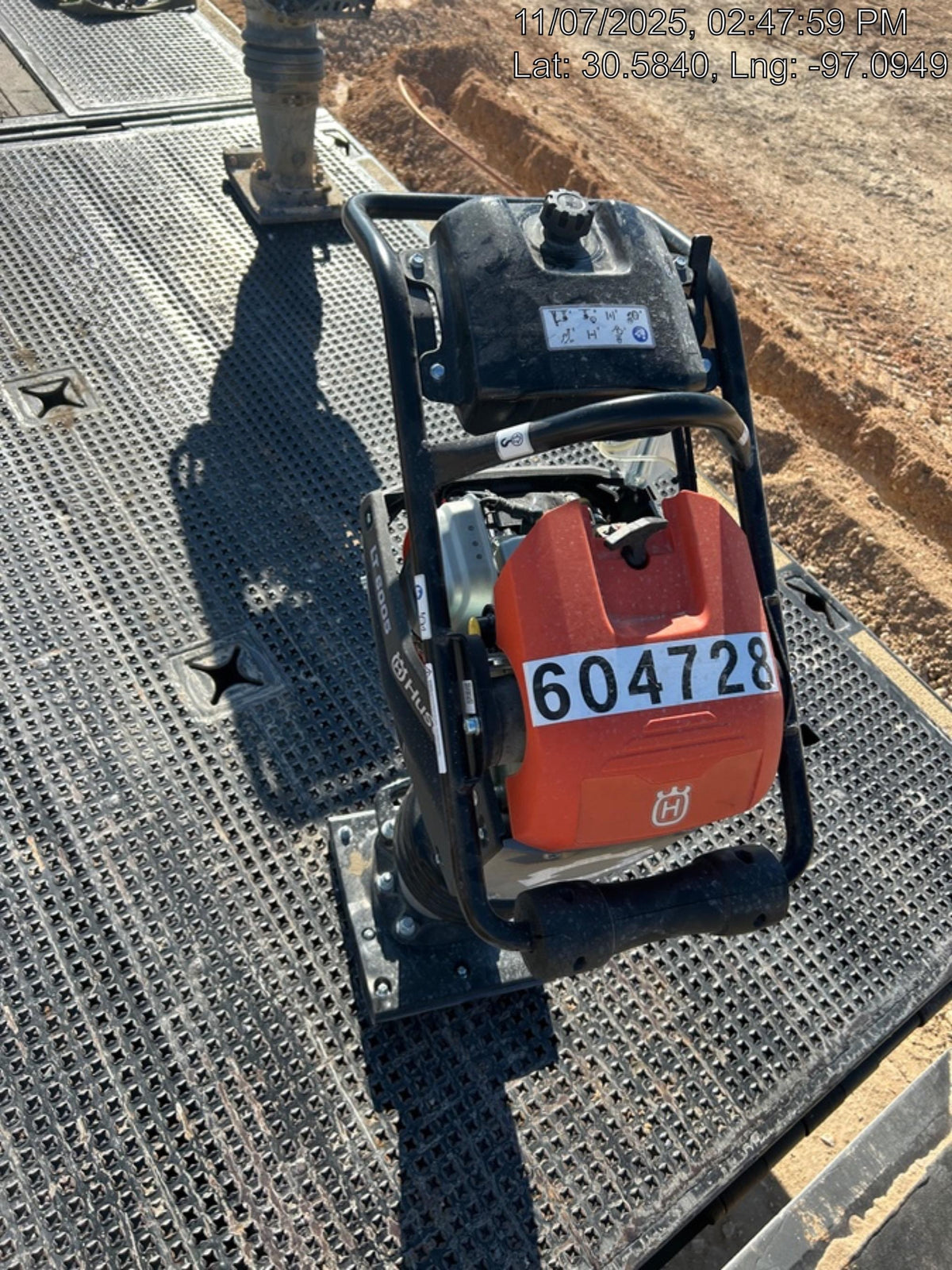 2025 HUSQVARNA LT6005