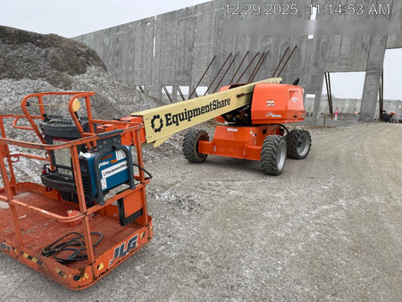 2022 JLG 600S