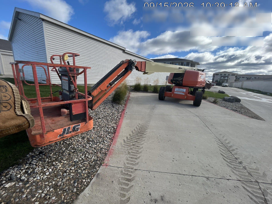 2019 JLG 660SJ