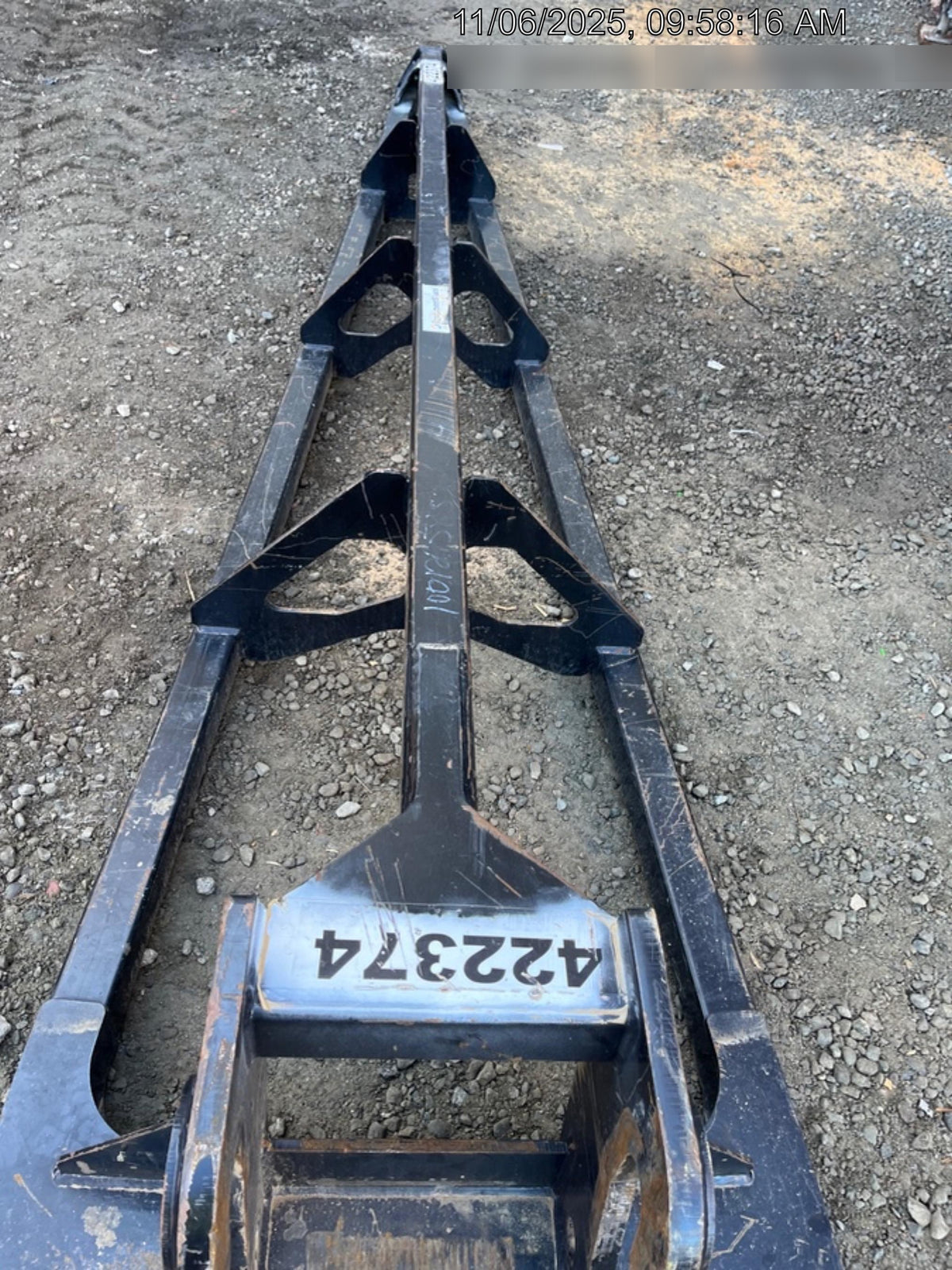 2024 JLG 100275853