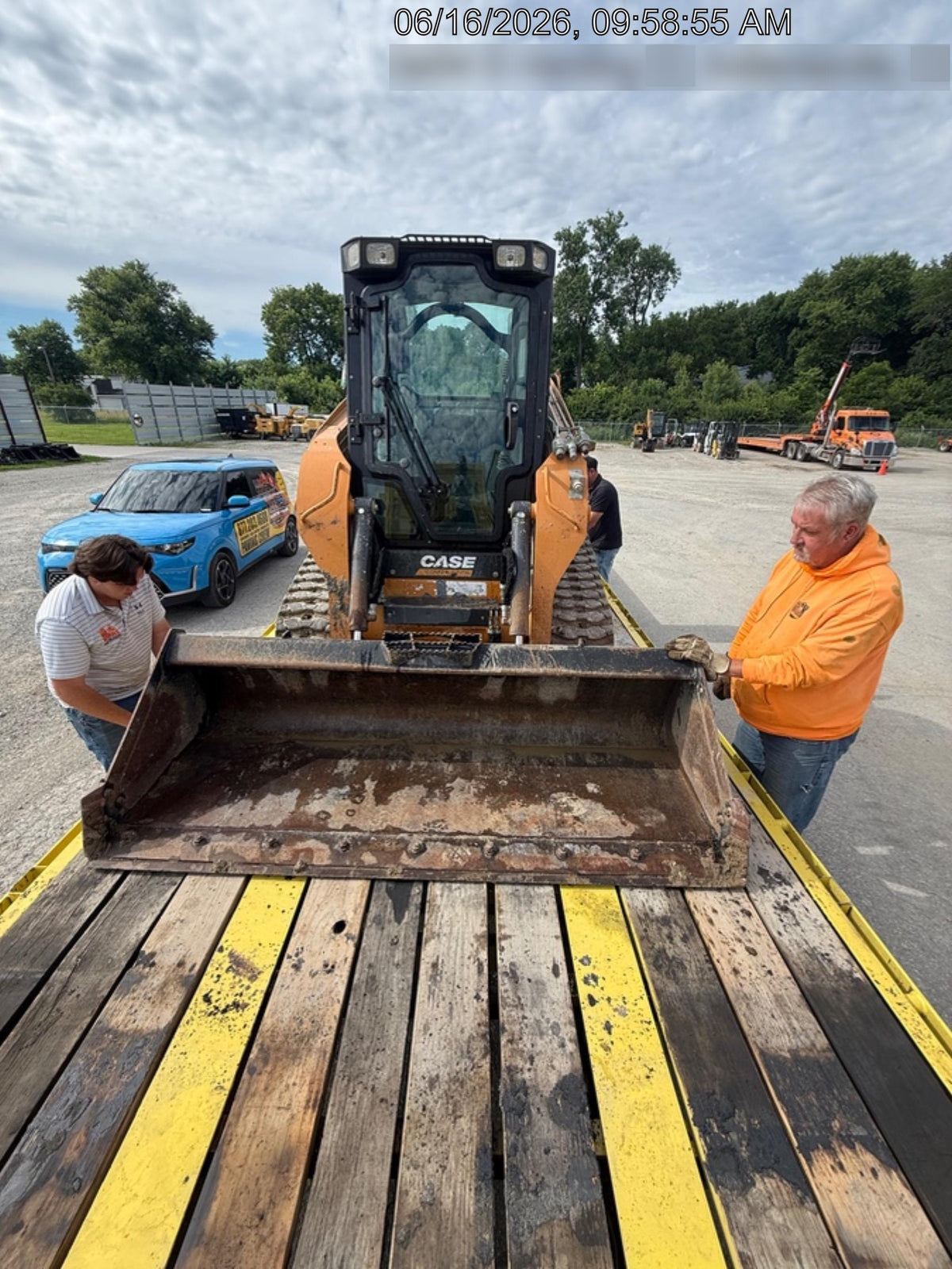 2021 CASE TR270B