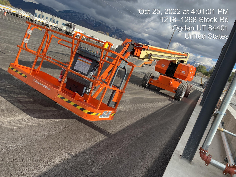 2022 JLG 860SJ