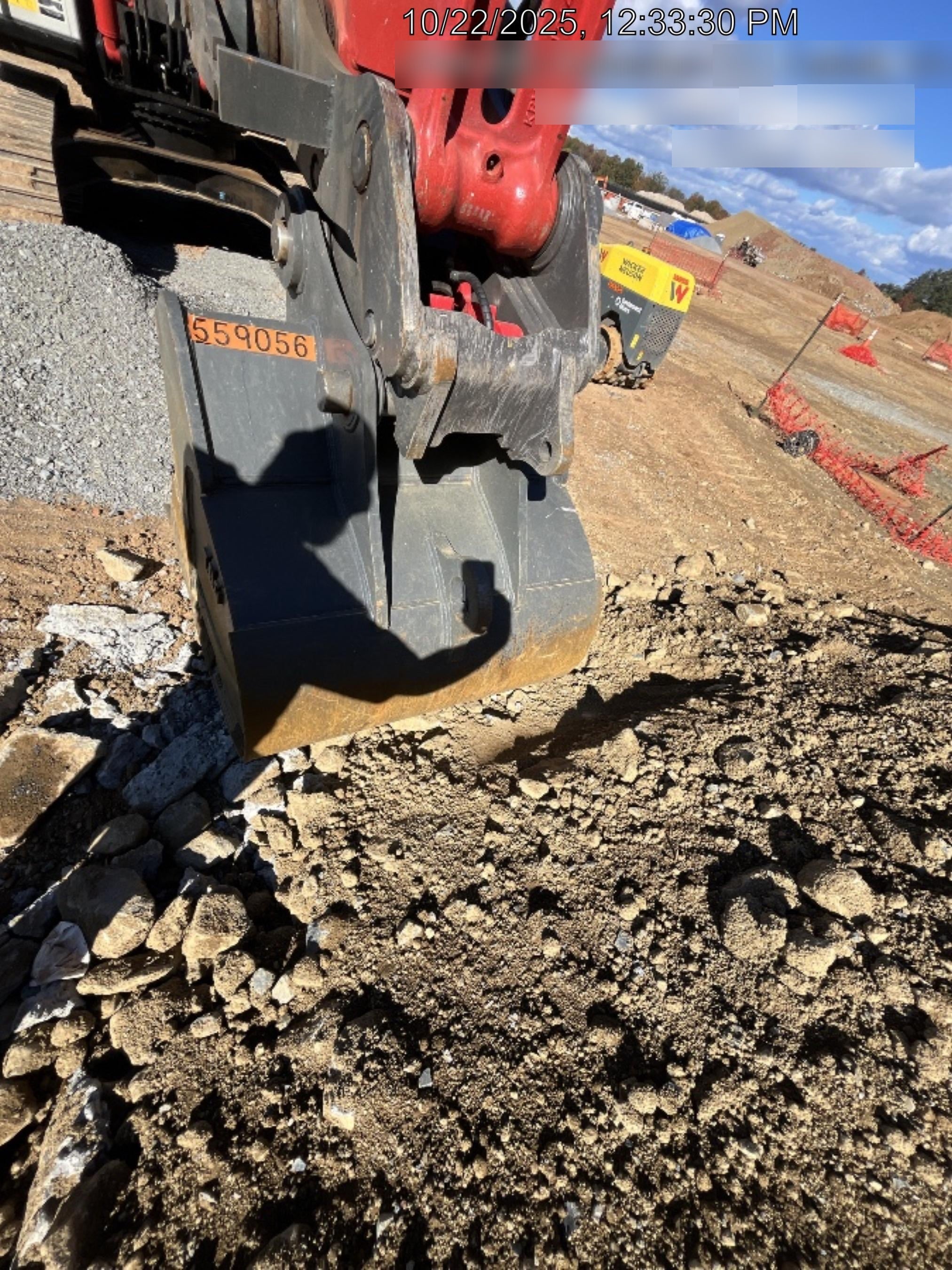 2025 LINK-BELT 42" Bucket - Link-Belt