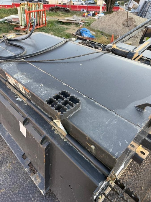 2020 PALADIN Sweepster SB72