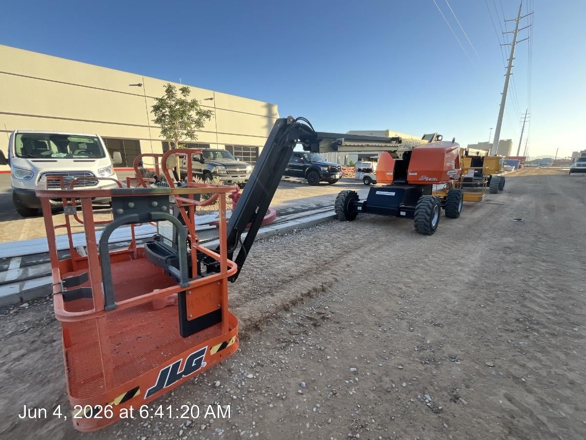 2024 JLG 460SJ