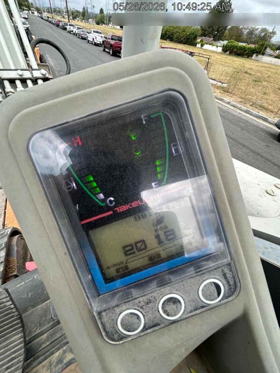2022 TAKEUCHI TB235-2R