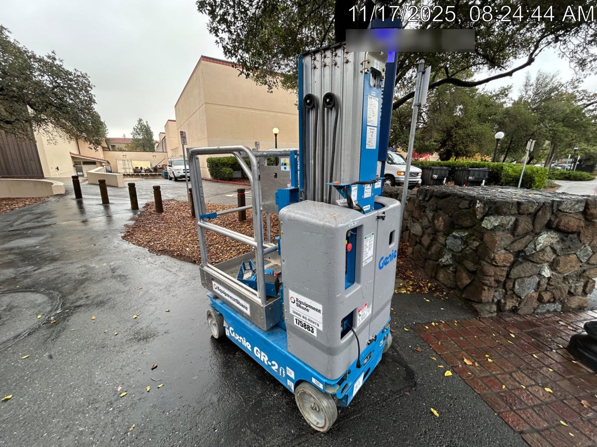 2021 GENIE GR-20