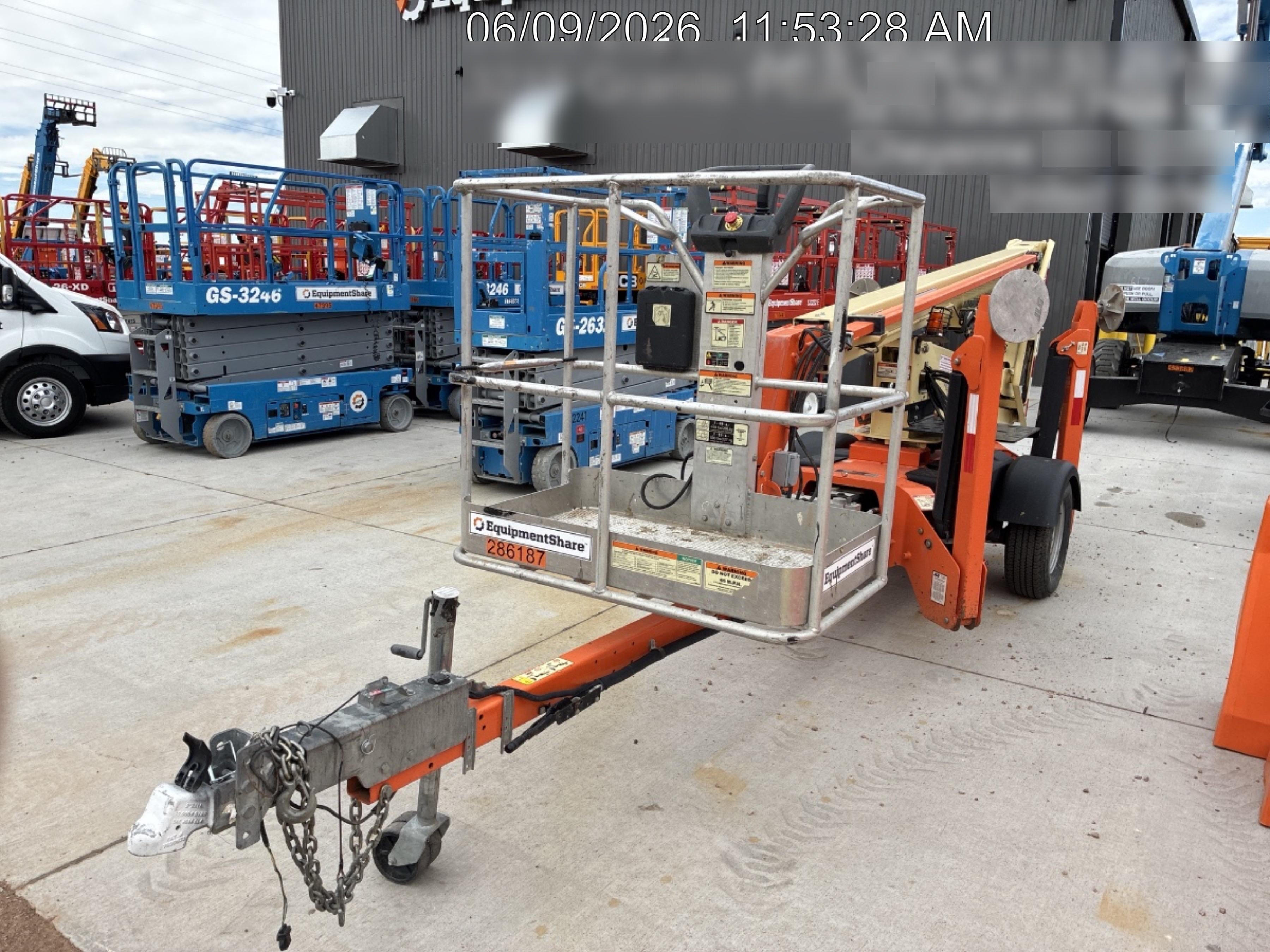 2022 JLG T350