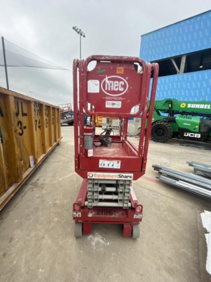 2019 MEC 1330SE MEC 1330SE w/ES Track Hardware, Full Extended 2 Year Warranty