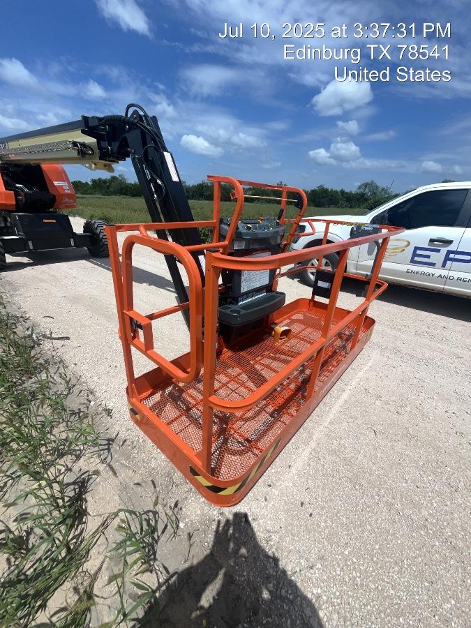 2025 JLG 660SJ