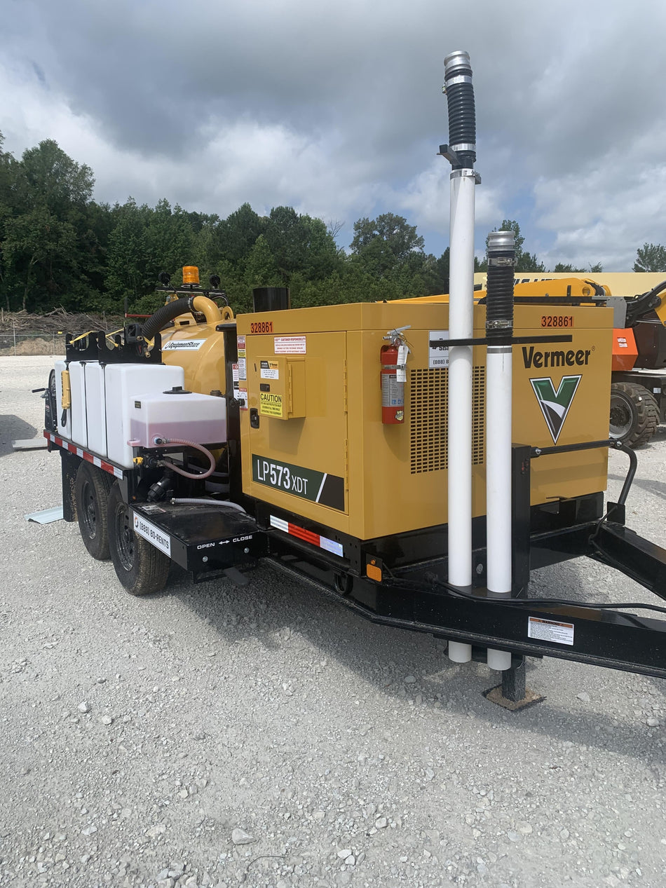 2023 Vac-Tron LP573XDT T4 Koehler Diesel Engine, 500 Gallon Debris Tank, x2 100 Gallon Water Tanks