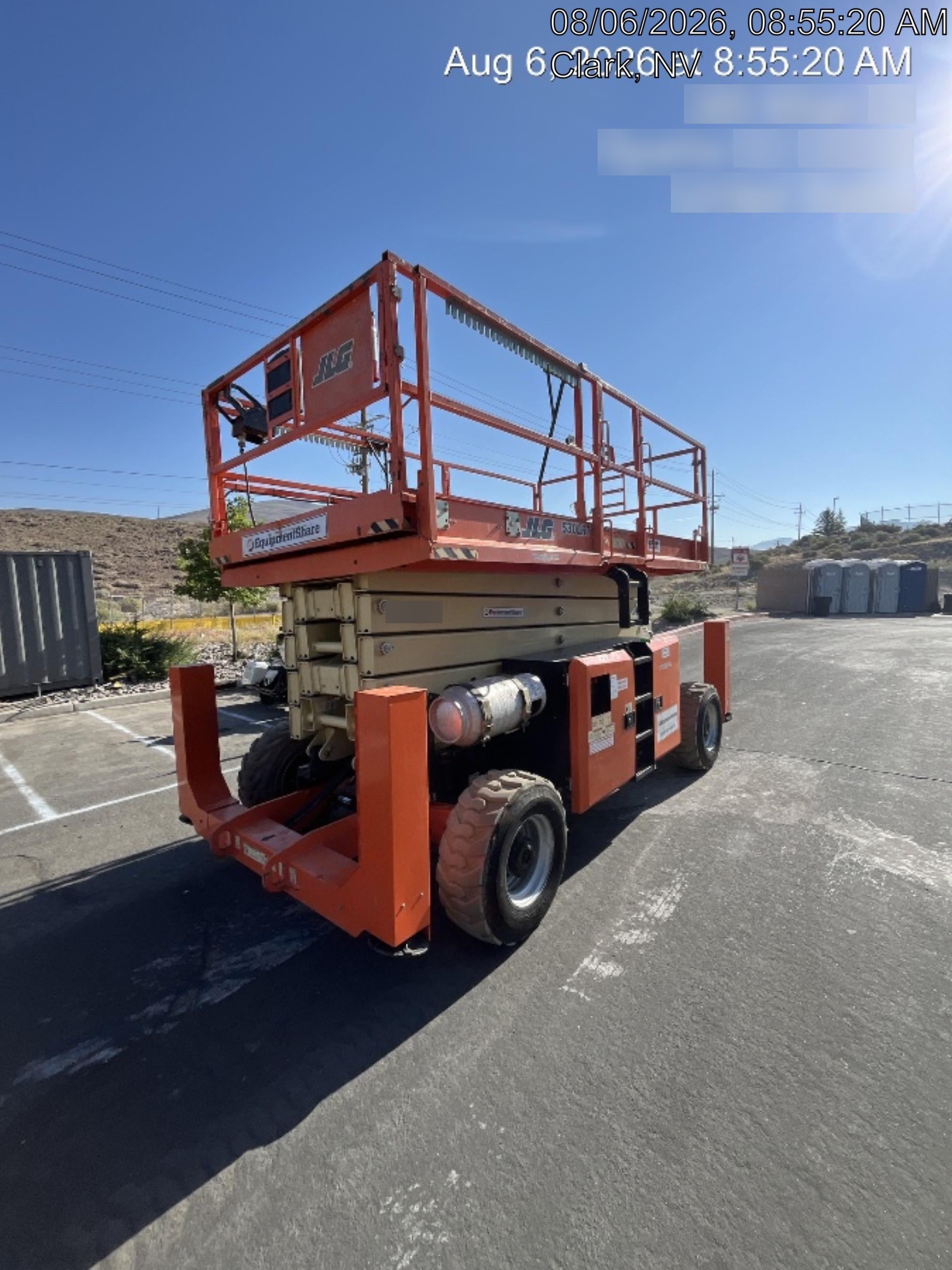 2020 JLG 530LRT