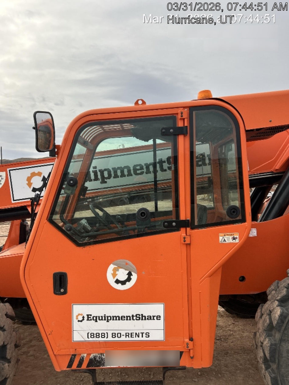 2020 Skytrak 10054 Cab/Heat/Air, Solid Tires, Work Lights, Beacon, Aux Hydraulics, Back up Alarm, Lifting Eye, ES Decals