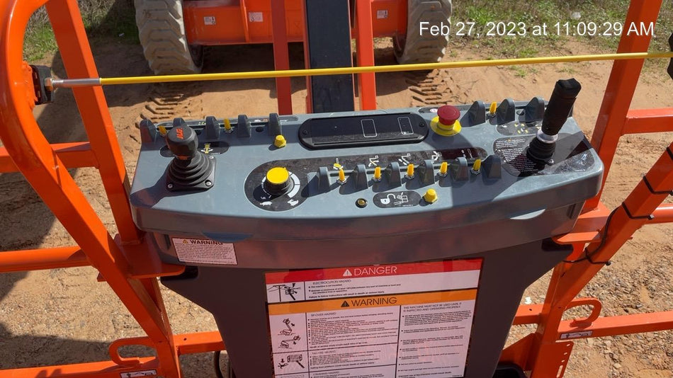 2023 JLG 600AJ
