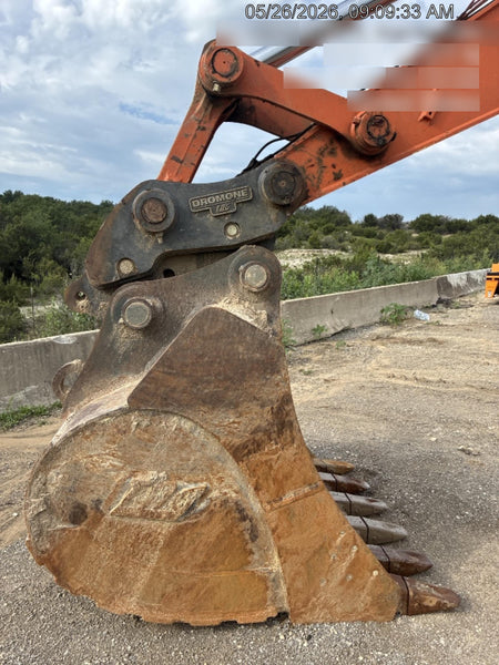 2025 HITACHI Bucket 60" HD, Excavator 110,000 - 120,000 Hitachi