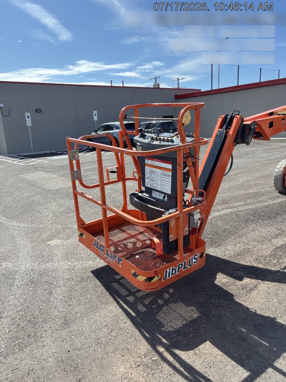 2021 JLG E400AJP Narrow