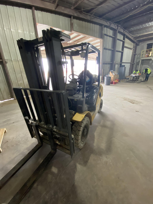 2021 KOMATSU FG25T-16