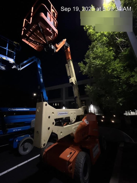 2019 JLG E400AJPN