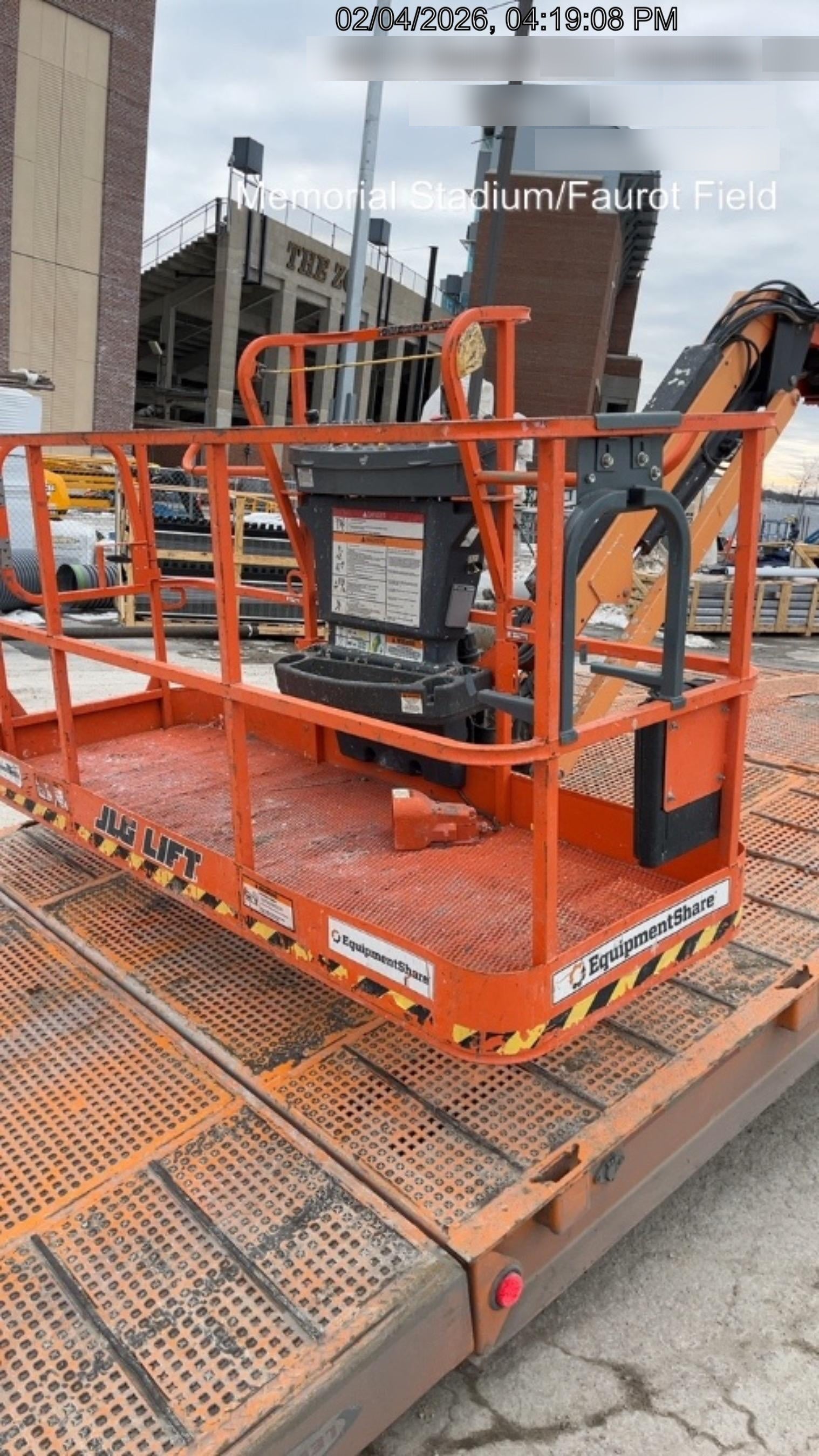 2022 JLG 860SJ