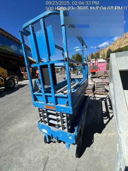 2020 Genie GS-1930 Solid Non Marking Tires, Beacon, Folding rails with half height swing gate, 800W Inverter