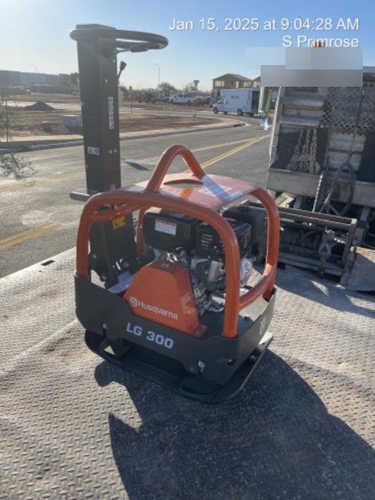 2024 HUSQVARNA LG300