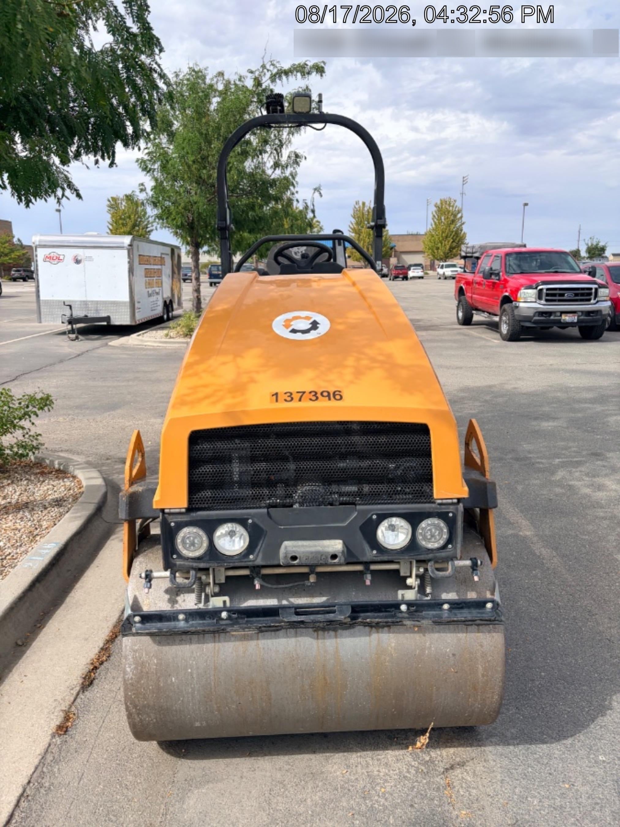 2021 CASE DV26E