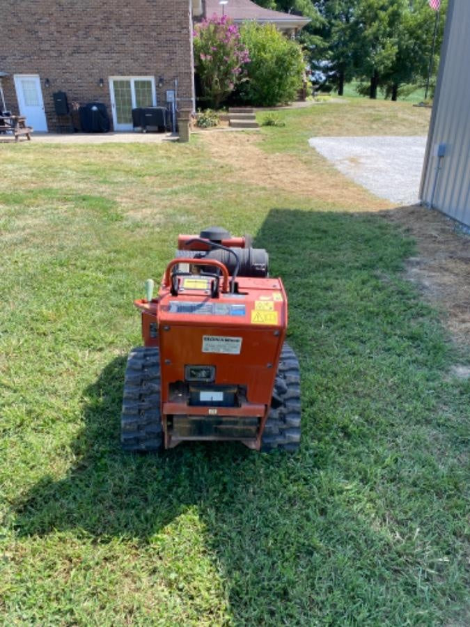 2020 DITCH WITCH C24XA