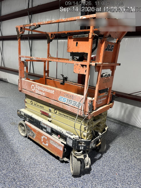2022 JLG ES1932
