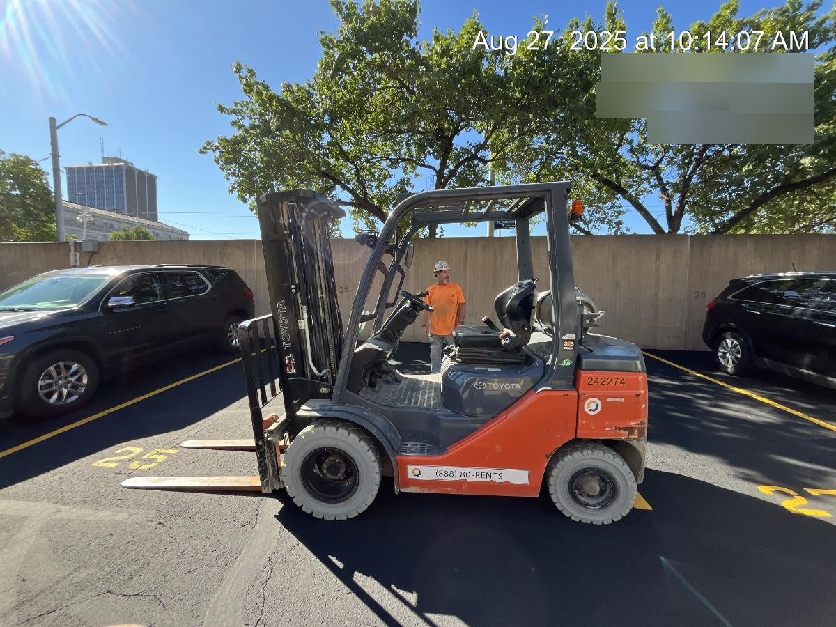 2022 TOYOTA 50-8FGU25