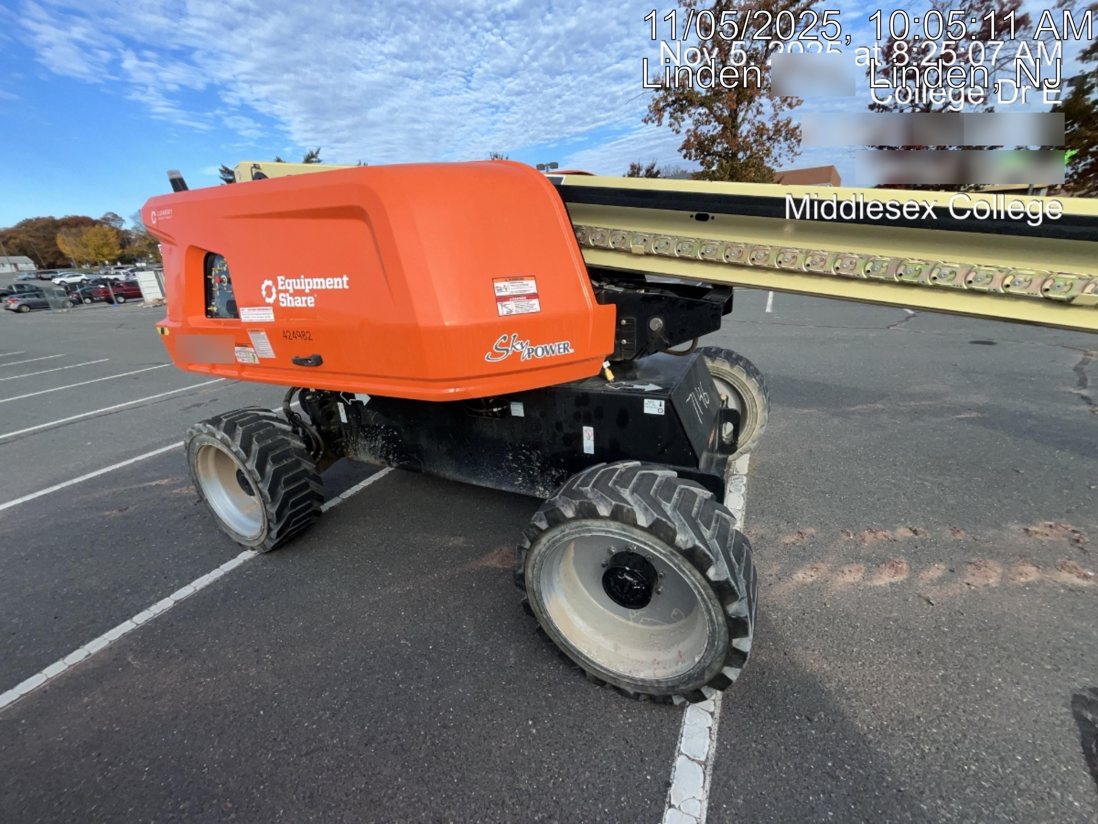 2024 JLG 660SJ